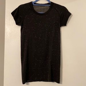 Lululemon swiftly tech short sleeve
